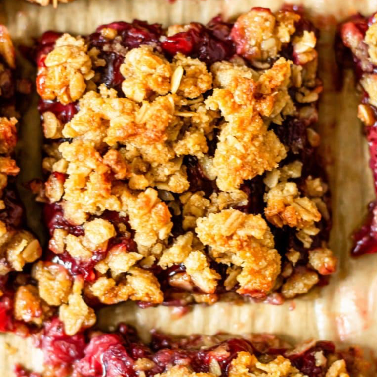 Strawberry Chia-Oat Bar (gf)